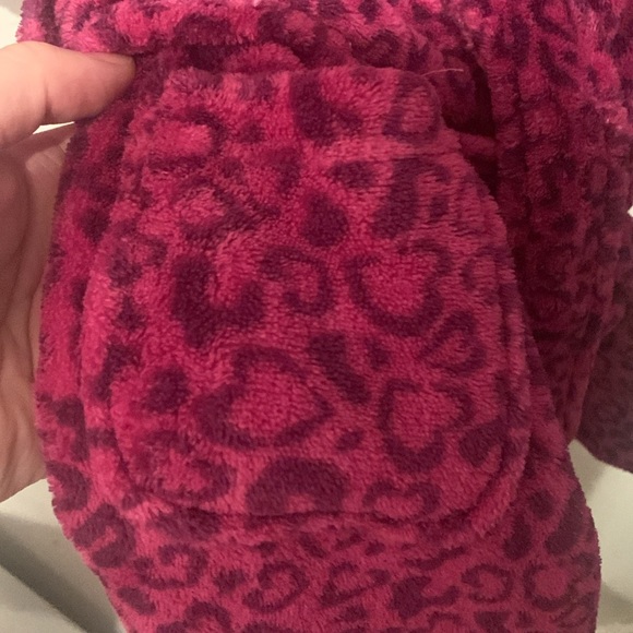 Super Stylish Cute Calvin Klein Fluffy Pink Bath Robe Hoodie SZ Small Girl 🔥 - Picture 5 of 7